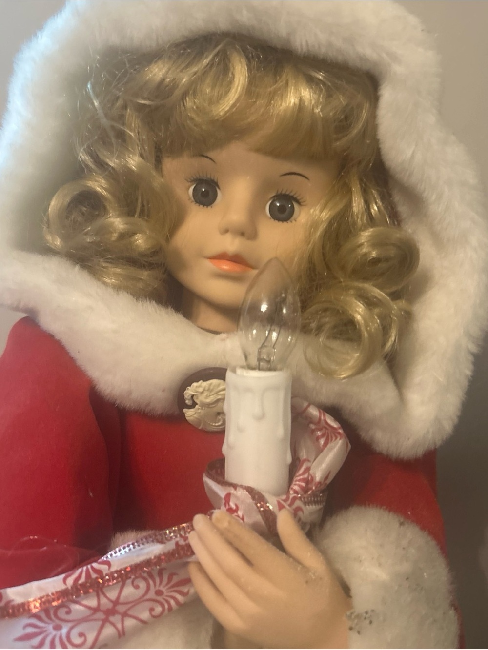 Vintage Telco Motion-ette Animated Lighted Christmas Caroler Girl Figure 24”